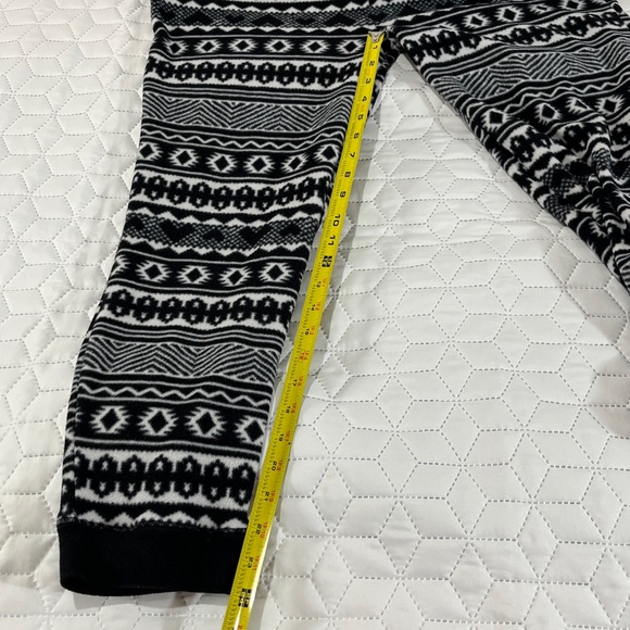 Cuddl Duds Color Me Cozy Hooded One Piece Fleece Pajamas Black Gray Red Size M - Picture 9 of 10